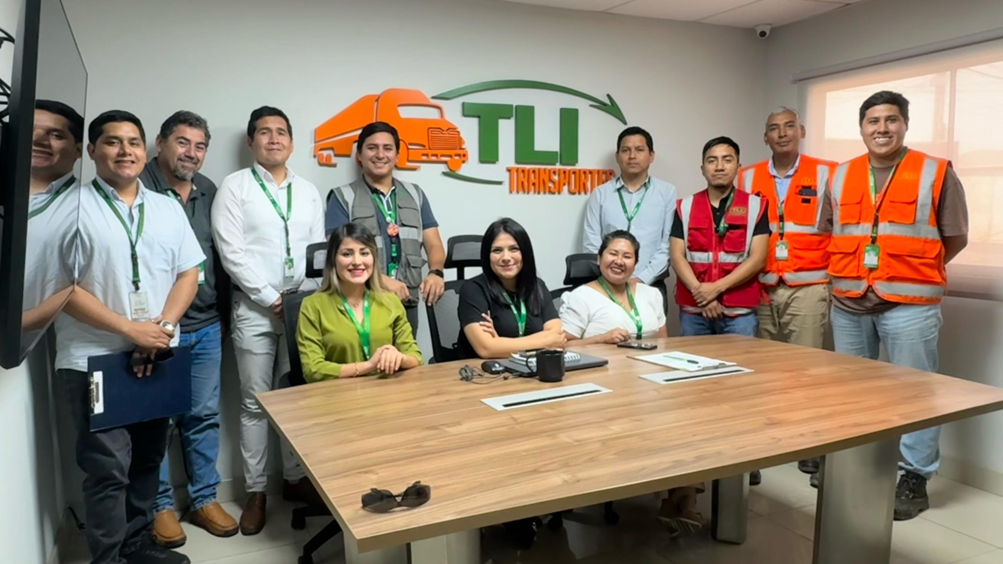 Tli Charters TLI - Soluciones eficientes y confiables
